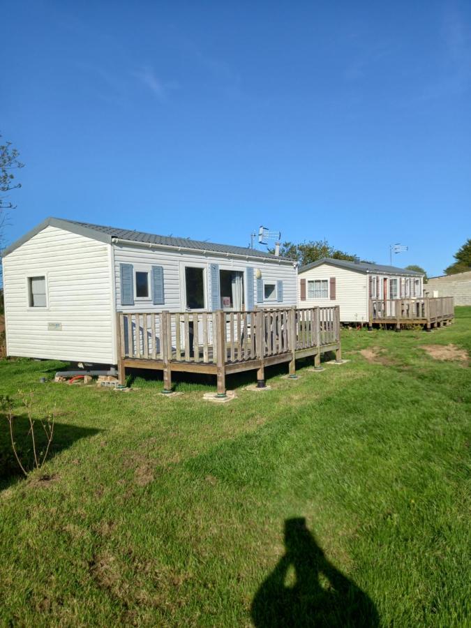 mobilhome nature Saint-Laurent-sur-Mer Exterior foto