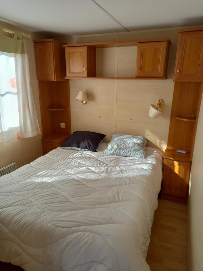 mobilhome nature Saint-Laurent-sur-Mer Exterior foto