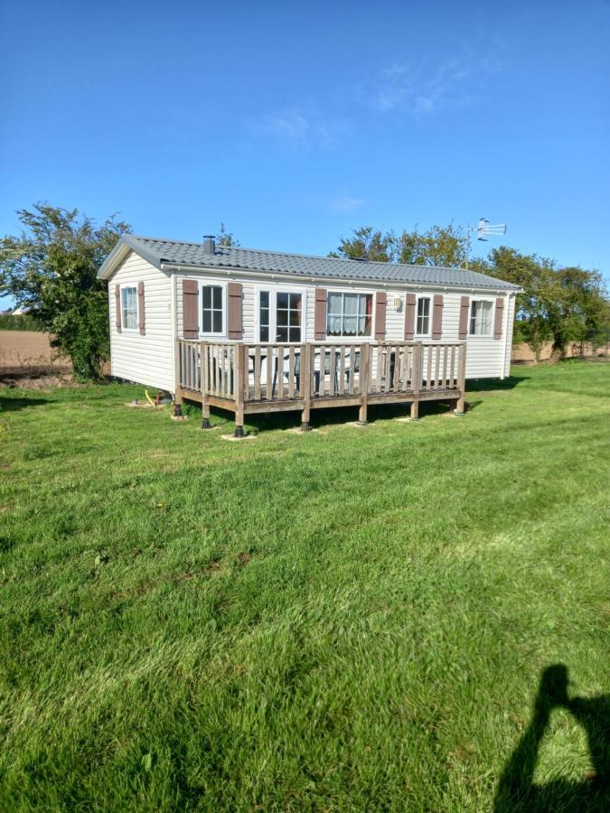 mobilhome nature Saint-Laurent-sur-Mer Exterior foto