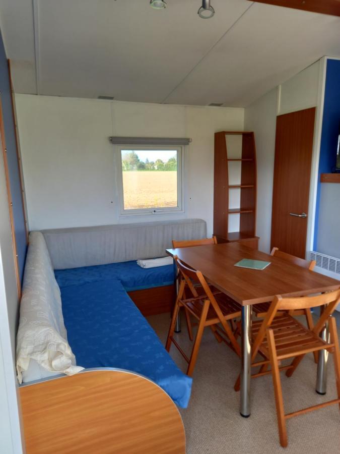 mobilhome nature Saint-Laurent-sur-Mer Exterior foto