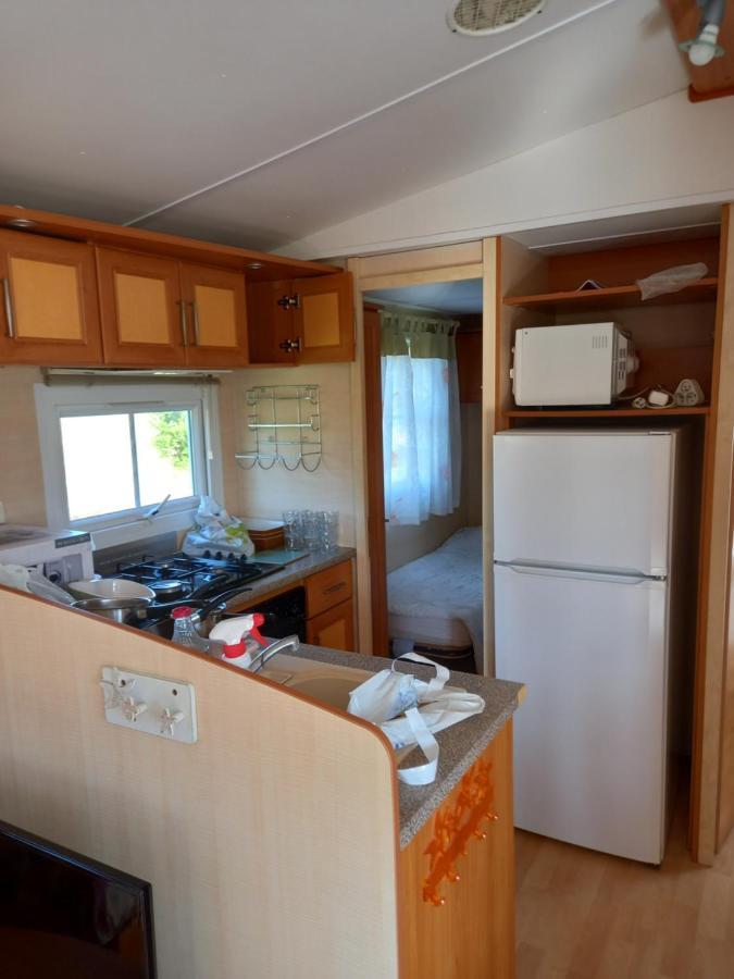 mobilhome nature Saint-Laurent-sur-Mer Exterior foto