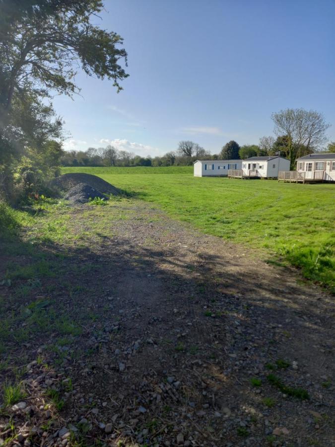 mobilhome nature Saint-Laurent-sur-Mer Exterior foto