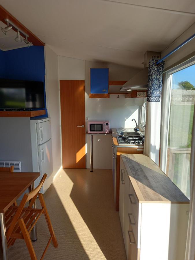 mobilhome nature Saint-Laurent-sur-Mer Exterior foto