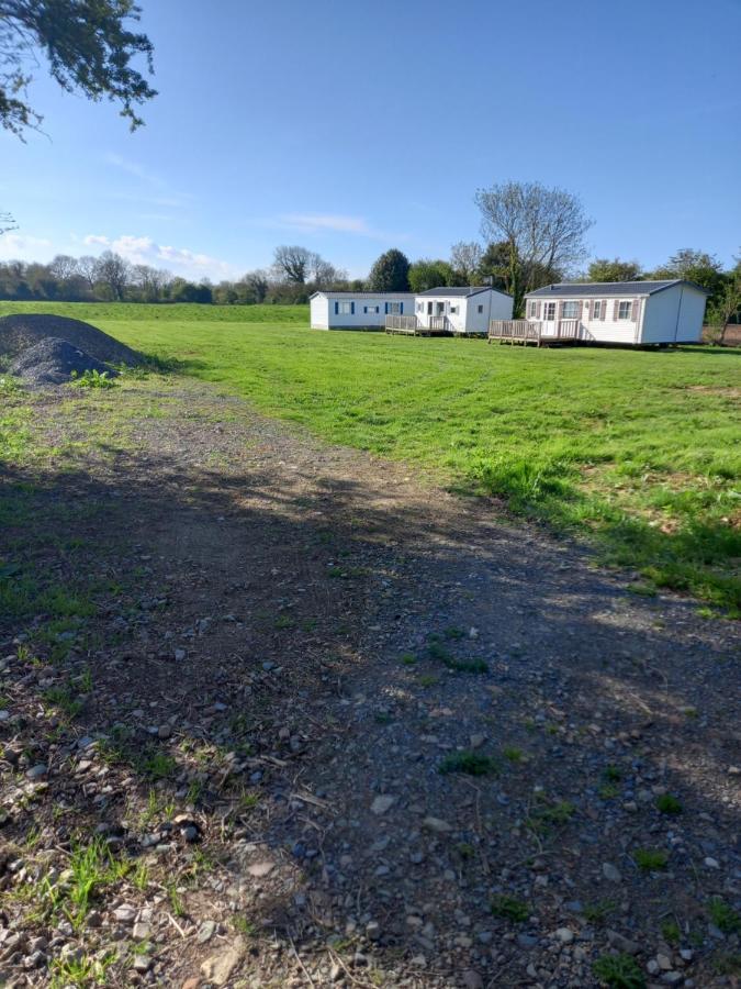 mobilhome nature Saint-Laurent-sur-Mer Exterior foto